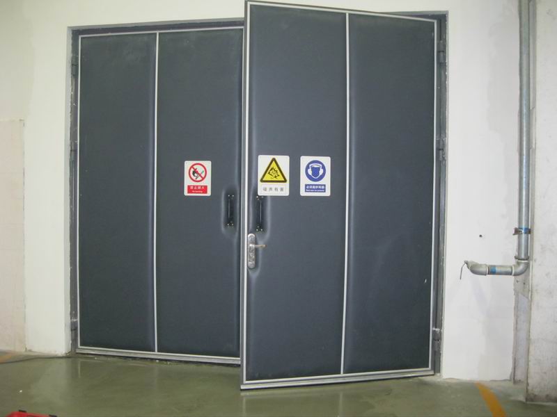 1605595773147583.jpg 钢制隔音门3.jpg